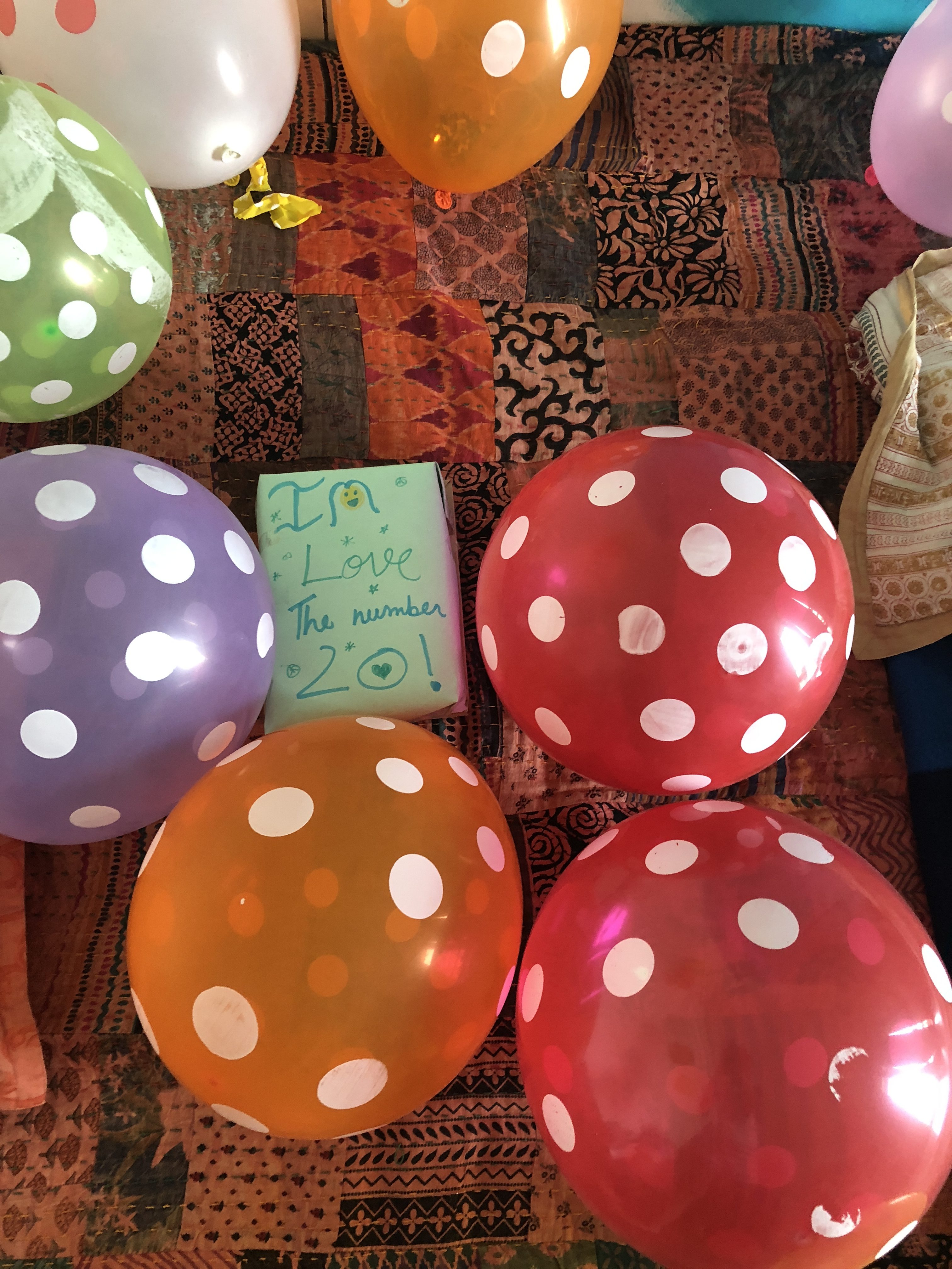 gratitude-circle-natasha-musing-seven-things-i-m-grateful-for-in-june-balloons