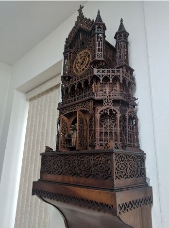 friday-fictioneers-natasha-musing-grandpas-clock-clock