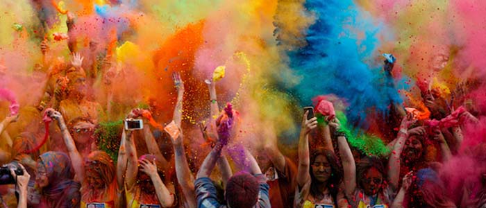 wordless-wednesday-wednesday-wisdom-holi-a-riot-of-colours-couple